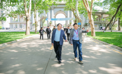 У����Я��ı���� �������ܴٷ�չ��������